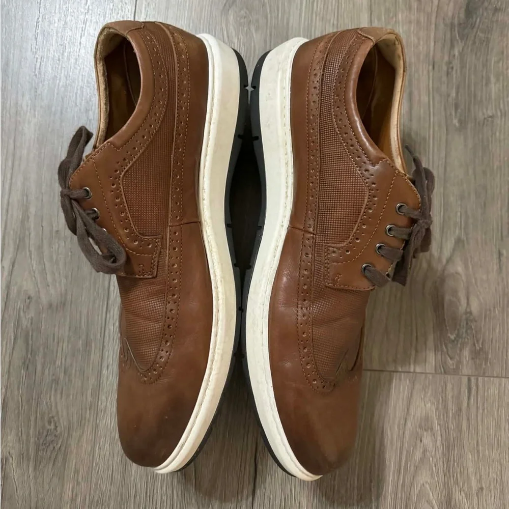 Johnston & Murphy Brown Wingtip Derby Lace-Up Shoes